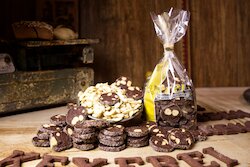 Cashew-Gewürz-Sablés
